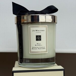 Jo Malone WILD BLUEBELL Scented Candle - Full Size 2.5 In / 200 g  NEW